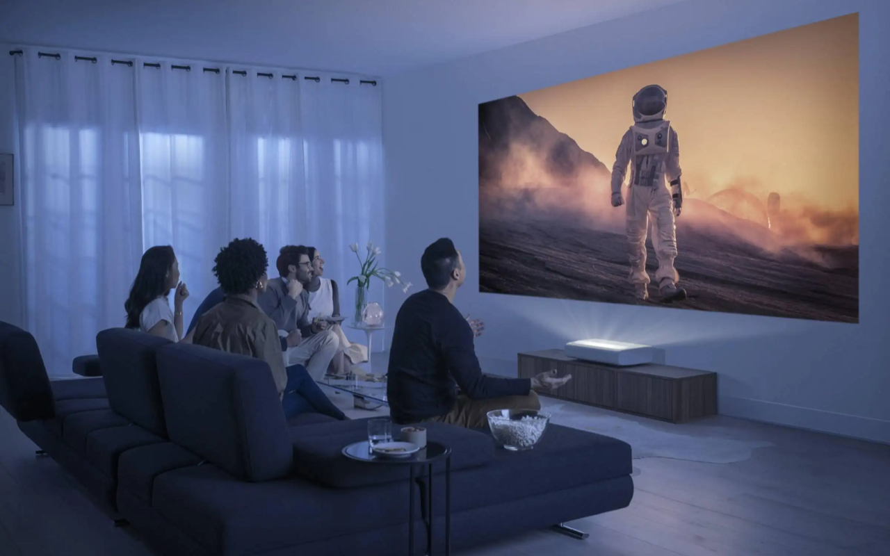 智能星空投影灯:打造室内健身房的视觉焦点 智能星空投影灯:打造室内健身房的视觉焦点